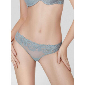 5105 Slip Infiore: perizoma donna in pizzo con design senza cuciture. Eleganza, comfort e invisibilità per ogni occasione.