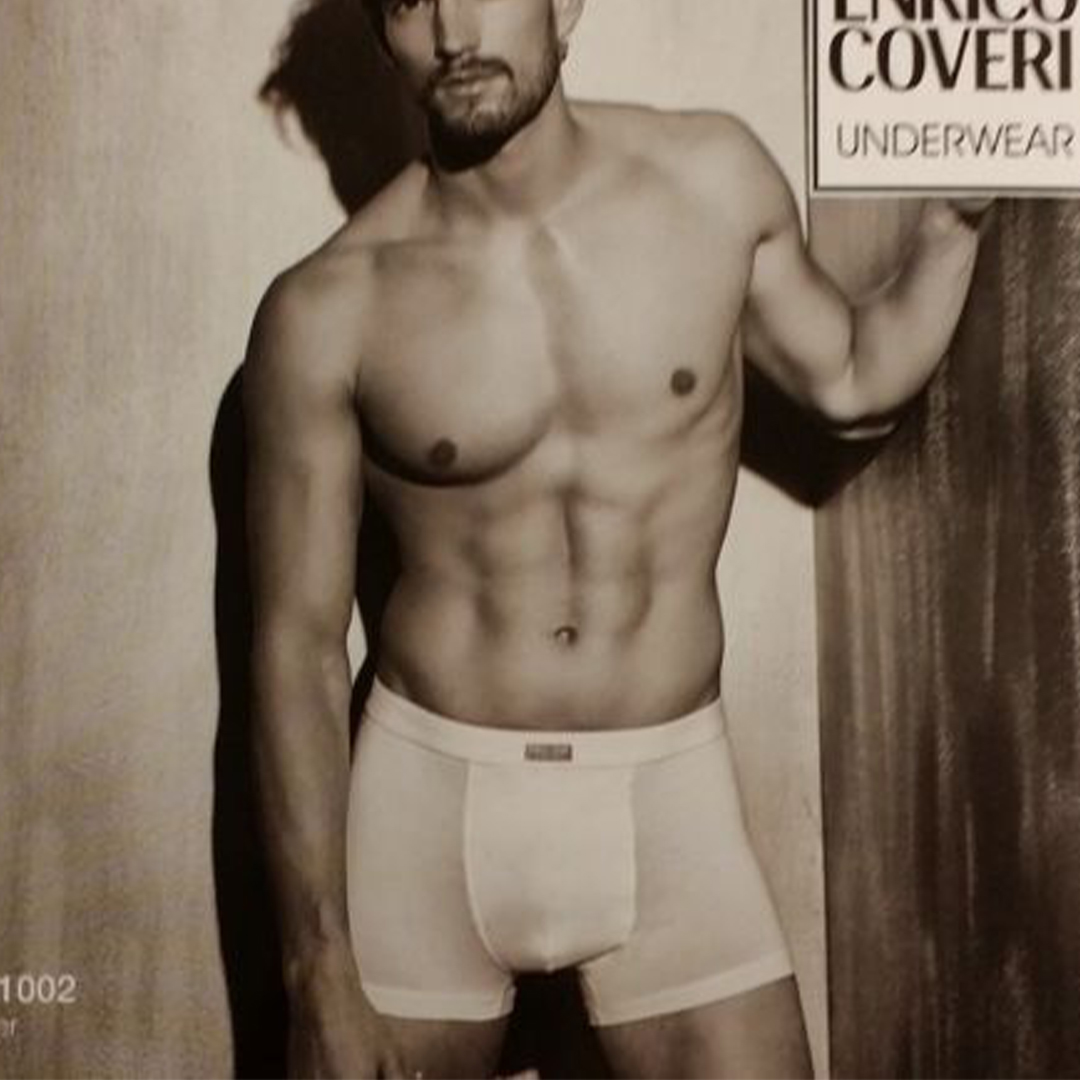EB 1002 Enrico Coveri Boxer: boxer uomo in cotone bielastico con elastico ricoperto. Perfetta vestibilità e morbidezza per un comfort quotidiano.